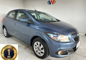 ONIX 2015 1.4 MPFI LT 8V FLEX 4P AUTOMÁTICO 101000KM.